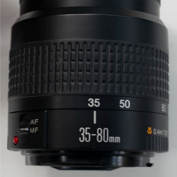 Canon EOS Rebel G 35mm Zoom Film Camera w/ 35-80mm +‎ 100-300mm + Flash - Picture 9 of 16